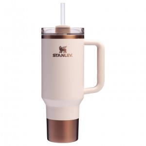 Gilded Sugar Stanley The Holiday Quencher H2.0 FlowState™ Tumbler | 40 OZ | GFTO41385